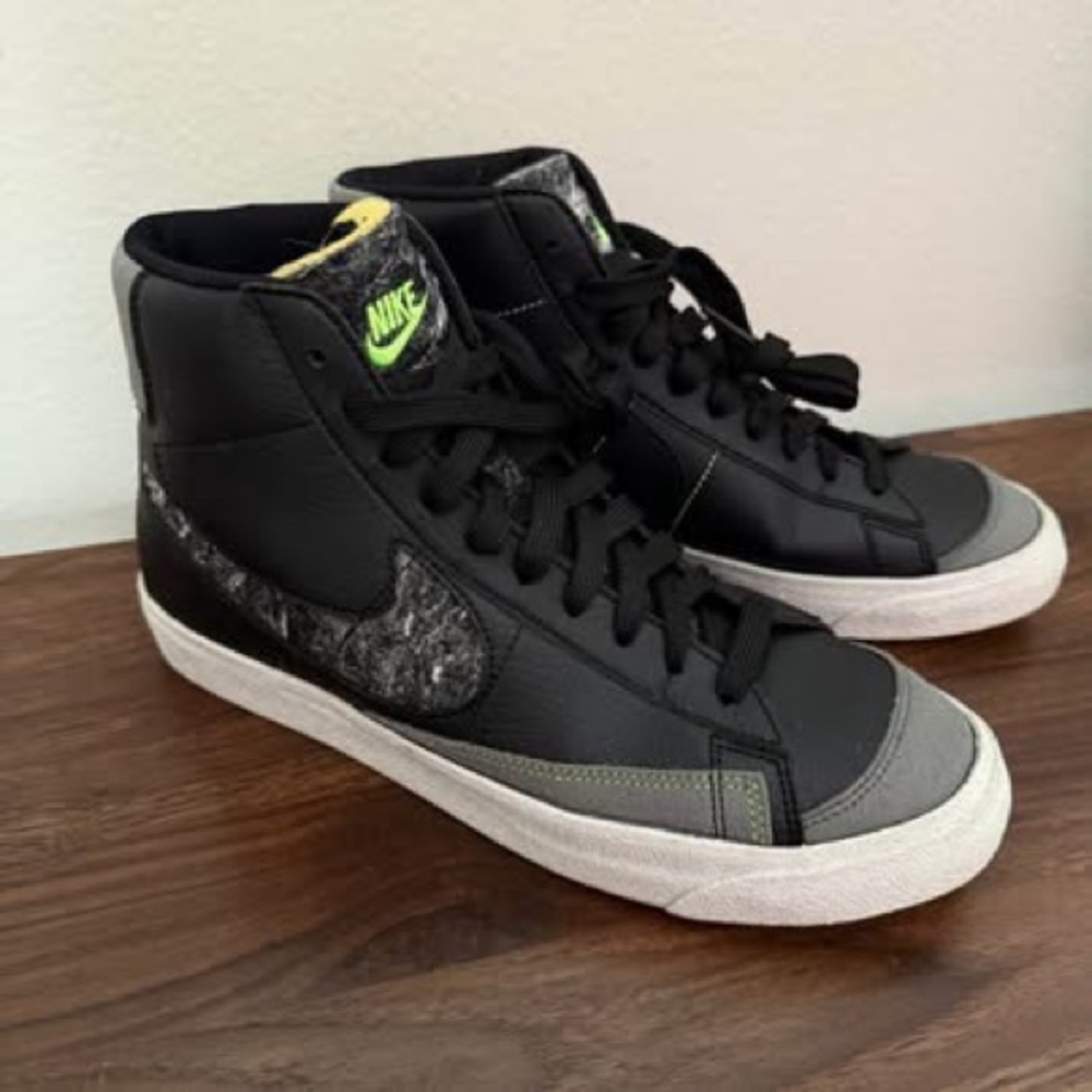 Nike Blazer Mid '77 Vintage Recycled Wool Pack High Top Sneakers